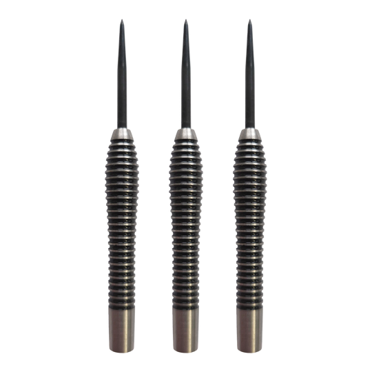Corps de fléchettes en acier McDart Black Ring Teardrop - 24 g Abgebildet ist das Produkt McDart Black Ring Teardrop Steeldart-Barrels - 24g. Es handelt sich um ein Set von Steeldart-Barrels in schwarz mit Ringdesign.