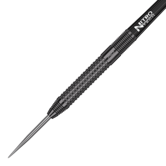 Fléchettes en acier Red Dragon T-800 Das Bild zeigt einen Red Dragon T-800 Steeldart. Der Dartpfeil hat ein schwarzes, strukturiertes Griffstück und eine scharfe Metallspitze.