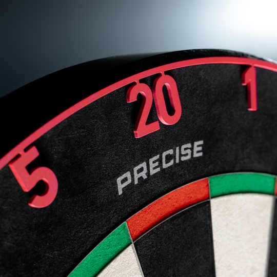 Cible de fléchettes Precise 180 Endorphine en acier avec anneau numéroté - Rouge Inferno Abgebildet ist das Precise 180 Endorphine Steeldartboard mit Nummernring in Inferno Red. Es handelt sich um ein hochwertiges Dartboard für präzises Spiel.