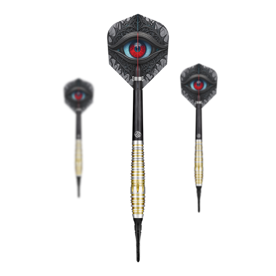 Fléchettes souples Shot Celt Balor Auf dem Bild sind drei Softdarts der Marke Shot Celt Balor zu sehen. Die Flights der Darts zeigen ein auffälliges Auge in leuchtenden Farben.