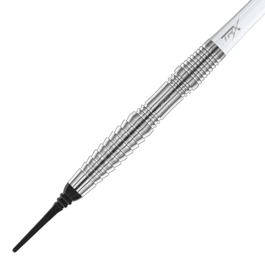 Fléchettes Red Dragon Seren 3 Pure Softdarts - 20 g Das Bild zeigt einen Red Dragon Seren 3 Pure Softdart mit einem Gewicht von 20g. Der Dart hat einen silberfarbenen, geriffelten Metallkörper und eine schwarze Spitze.