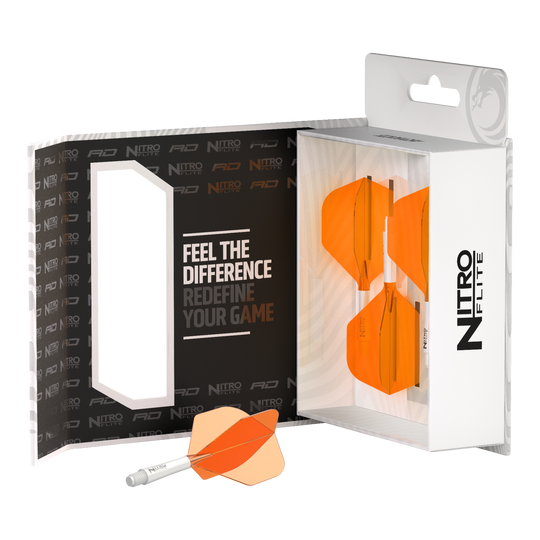Ailettes Red Dragon Nitroflite à tige blanche et ailettes orange n° 2 Abgebildet ist der Red Dragon Nitroflite White Shaft Orange Flights No2. Der Dart-Schaft ist weiß und die Flights sind orange.