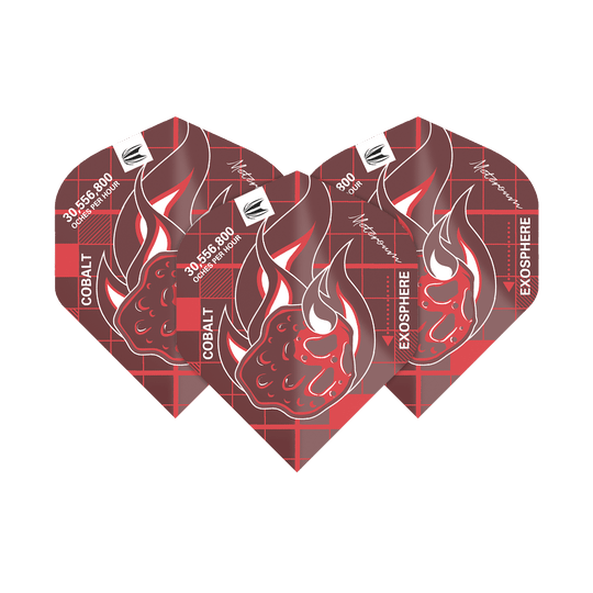 Das Bild zeigt drei rote Dart-Flights mit einem Flammen-Design und technischen Details. Das Produkt heißt "Target Blueprint Pro Red No2 Standard Flights".