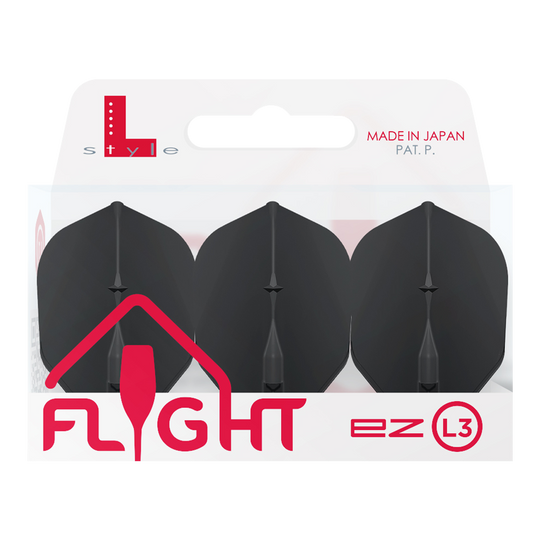 Vols L-L-Style3EZ Auf dem Bild ist eine Packung mit drei schwarzen Dartflights der Marke L-Style zu sehen. Die Verpackung trägt die Aufschrift „MADE IN JAPAN“ und „FLIGHT ez L3“.
