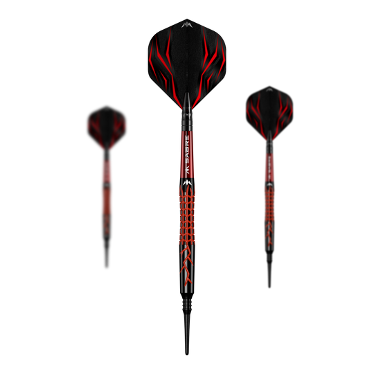 Fléchettes en mousse Mission Lava - 20 g Das Bild zeigt den Mission Lava Softdart mit einem Gewicht von 20g. Der Dart hat ein schwarzes Design mit roten Akzenten und einem auffälligen Muster auf dem Schaft.
