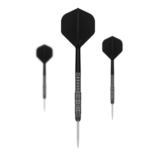 Fléchettes en acier Target Japan Black Marque Creed Swiss Point - 23 g Hier sieht man die Target Japan Black Marque Creed Swiss Point Steeldarts - 23g als komplettes Set. Die Darts haben ein modernes Design in Schwarz.