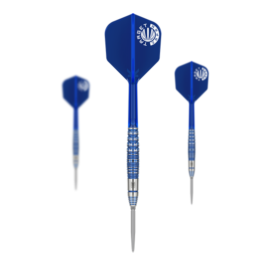 Target Japan Toru Suzuki Sereno GEN1 Swiss Point Steeldarts - 21 g Das Bild zeigt drei Steeldarts mit blauen Flügeln und silber-blauen Schäften. Es handelt sich um das Produkt "Target Japan Toru Suzuki Sereno GEN1 Swiss Point Steeldarts - 21g".