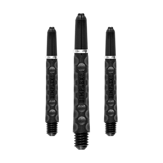 Harrows Dimplex Shafts - Schwarz Das Bild zeigt drei schwarze Dartschäfte mit einer genoppten Oberfläche. Sie sind in unterschiedlichen Längen angeordnet und haben einen Metallring am oberen Ende.