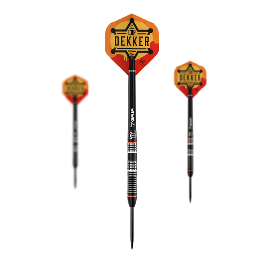 Fléchettes en acier Bulls Cor Dekker The Sheriff - 23 g Es ist ein Set der Bulls Cor Dekker The Sheriff Steeldarts mit 23 Gramm zu sehen. Das Set enthält mehrere Darts für das professionelle Dartspiel.