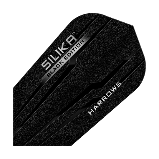 Volets fins Harrows Silika Black Edition Das Bild zeigt das Produkt "Harrows Silika Black-Edition Slim Flights". Die Dart-Flights sind schwarz mit silbernen Schriftzügen und einem modernen Design.
