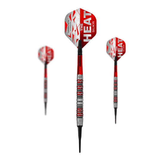Fléchettes souples Damon Heta Series 3 de Harrow Das Bild zeigt drei Softdarts der Marke Harrows Damon Heta Series 3. Die Darts sind überwiegend rot und silber und tragen die Aufschrift "THE HEAT".
