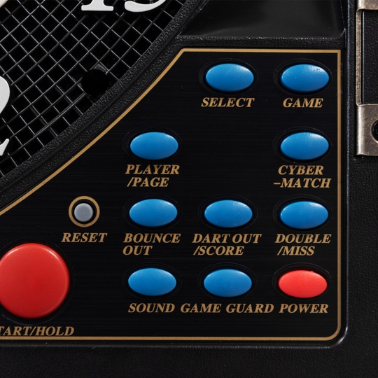 Cible de fléchettes électronique CB 90 version tournoi Das Bild zeigt die Tasten und Bedienfelder einer elektronischen Dartscheibe CB 90 Turnierausführung. Mehrere blaue und rote Knöpfe sind mit verschiedenen Funktionen wie "SELECT", "GAME", "POWER" und "RESET" beschriftet.