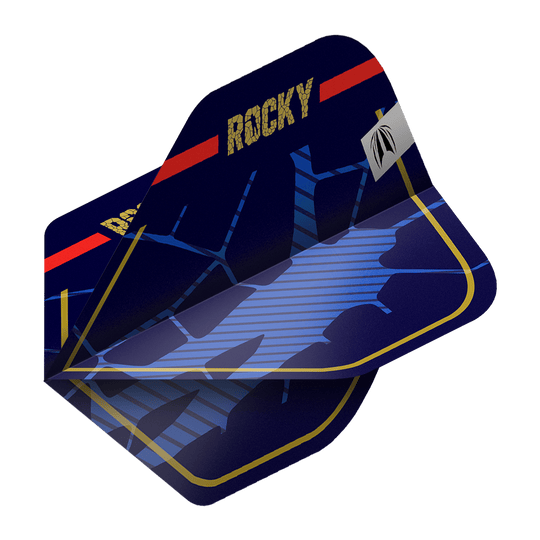 Ailettes standard Target Pro Ultra Josh Rock GEN1 n°2 - 3 jeux Das Bild zeigt drei Sätze der Target Pro Ultra Josh Rock GEN1 No2 Standard Flights. Die Flights sind dunkelblau mit goldener Umrandung und dem Schriftzug "ROCKY" in Gold.