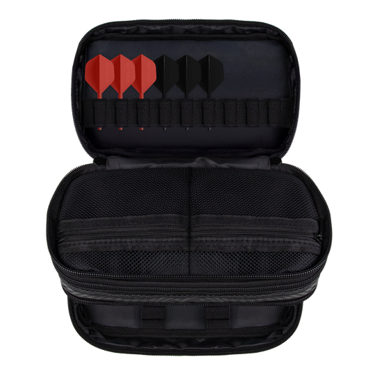 Portefeuille Carbone Bulls NL Das Bild zeigt das Bulls NL Carbon Wallet. Dieses Produkt ist eine praktische Aufbewahrung für Darts und Zubehör.