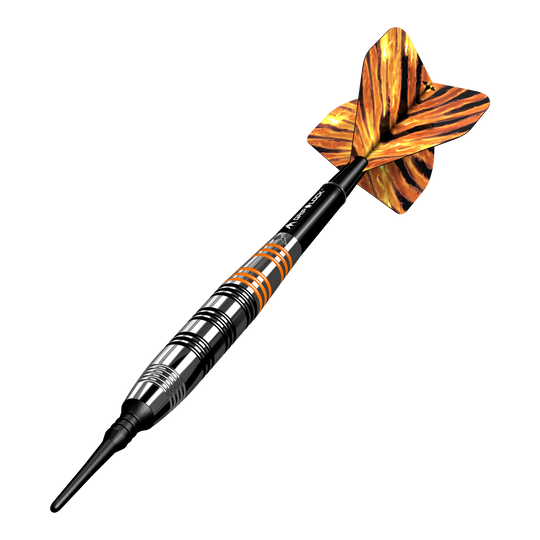 Fléchettes souples en laiton Mission Javan - 18 g Das Bild zeigt einen Softdart namens "Mission Javan Brass Softdarts - 18g". Der Dartpfeil hat ein gestreiftes Design in Schwarz, Silber und Orange mit einer auffälligen, gemusterten Flugfeder.