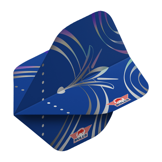 Vols standards Bulls NL Series 100 Silvian No2 Das Bild zeigt einen blauen Dartflug mit silbernen Linien und Mustern. In der Ecke ist das rote Bulls NL-Logo zu sehen.