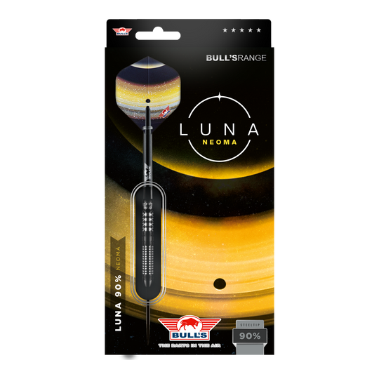 Fléchettes en acier Bulls NL Luna Neoma Das Bild zeigt die Verpackung der Steeldarts "Bulls NL Luna Neoma". Die Verpackung ist in dunklen Farben mit gelben Akzenten gestaltet und hebt das Produkt sowie das Logo von Bulls hervor.