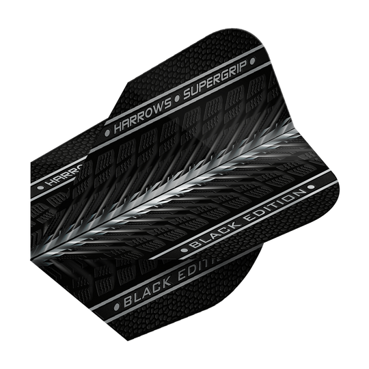 Ailettes Harrows Supergrip Black Edition n°6 Das Bild zeigt das Produkt "Harrows Supergrip Black-Edition No6 Flights" in schwarzem Design. Auf dem Flight sind die Schriftzüge "HARROWS • SUPERGRIP" und "BLACK EDITION" zu sehen.