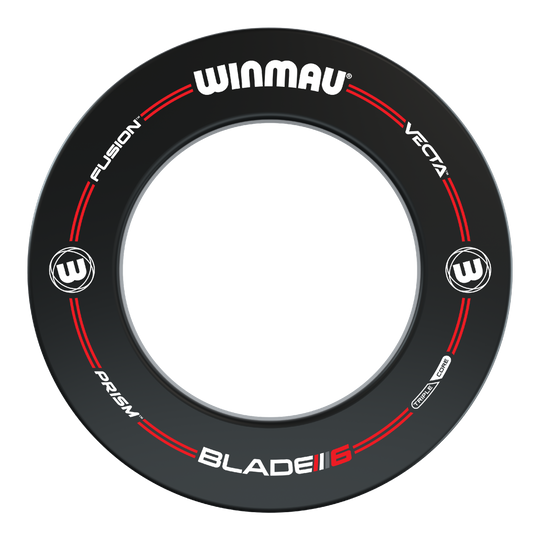 Das Bild zeigt das Produkt "Winmau Plasma LED Beleuchtung und Surround Bundle". Es handelt sich um einen runden Dartboard-Surround mit LED-Beleuchtung und dem Winmau-Logo.