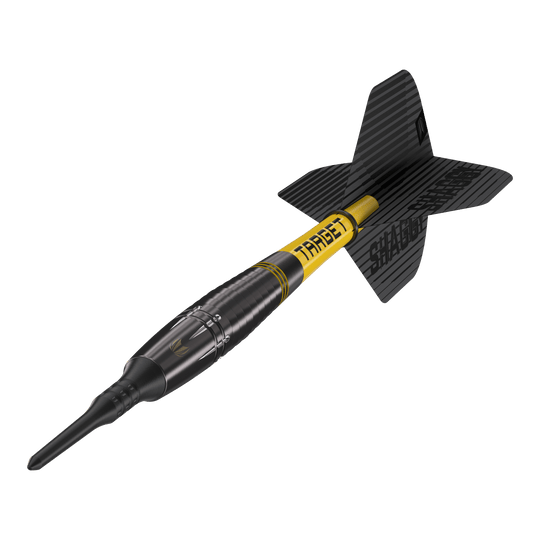 Fléchettes souples noires Target Scott Williams Shaggy - 20 g Das Bild zeigt einen schwarzen Softdart mit gelbem Schriftzug „TARGET“ und der Aufschrift „SHAGGY“ auf der Flight. Es handelt sich um das Produkt „Target Scott Williams Shaggy Black Softdarts – 20g“.