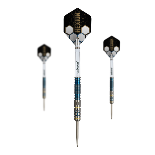 Fléchettes en acier Unicorn Hexium Style 02 bleues et dorées Auf dem Bild ist ein Set der Unicorn Hexium Style 02 Blue & Gold Steeldarts abgebildet. Das Set enthält Steeldarts in eleganten Farben.