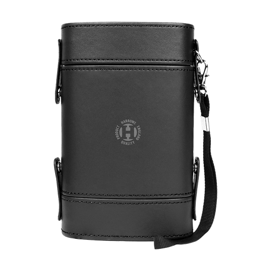 HRT-16396_Harrows_Prima_Dartcase_Black_2 Der Harrows Prima Dartcase ist eine elegante, schwarze Aufbewahrungstasche für Dartzubehör. Sie verfügt über eine praktische Handschlaufe und ein schlichtes, modernes Design.