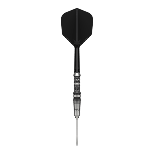 Target Japan Black Marque Heracles Steeldarts Dieses Bild zeigt einen Target Japan Black Marque Heracles Steeldart. Der Dart hat eine schwarze Flight und einen silbernen, gerillten Barrel.