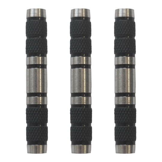 Corps de fléchettes à surface molle moletées noires McDart - 18 g Zu sehen ist McDart Knurled Black Softdart Barrels - 18g im Set. Die abgebildeten Dart-Barrels sind schwarz und besitzen eine griffige Oberfläche.