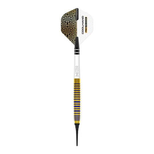 Fléchettes souples Red Dragon Luke Humphries TX3 Gold SE - 20 g Das Bild zeigt einen Red Dragon Luke Humphries TX3 Gold SE Softdart mit einem Gewicht von 20g. Der Dart hat ein auffälliges Design mit goldenen und schwarzen Akzenten und einer weißen Flight.