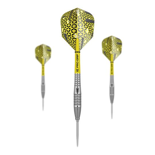 Fléchettes en acier Target Bolide 05 Swiss Point Das Bild zeigt drei Target Bolide 05 Swiss Point Steeldarts mit gelben Flights und silbernen Spitzen. Die Darts haben auffällige Pro Grip Schäfte und ein modernes Design.