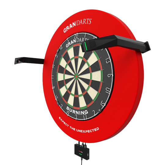 Système de pointage automatique GranDarts Gran Eye GEN2 Steeldart Das Bild zeigt das GranDarts GranEye Steeldart Auto-Scoring-System mit einer roten Umrandung um die Dartscheibe. Zwei schwarze Arme mit Sensoren ragen seitlich heraus, um die automatische Punktezählung zu ermöglichen.