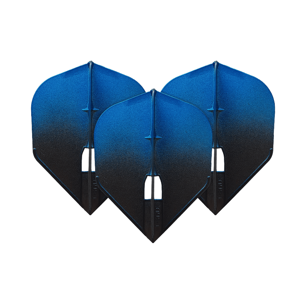 Vols L3PRO bicolores de style L Auf dem Bild sind drei blaue Dartflights zu sehen. Sie haben ein zweifarbiges Design mit einem Verlauf von Blau zu Schwarz.